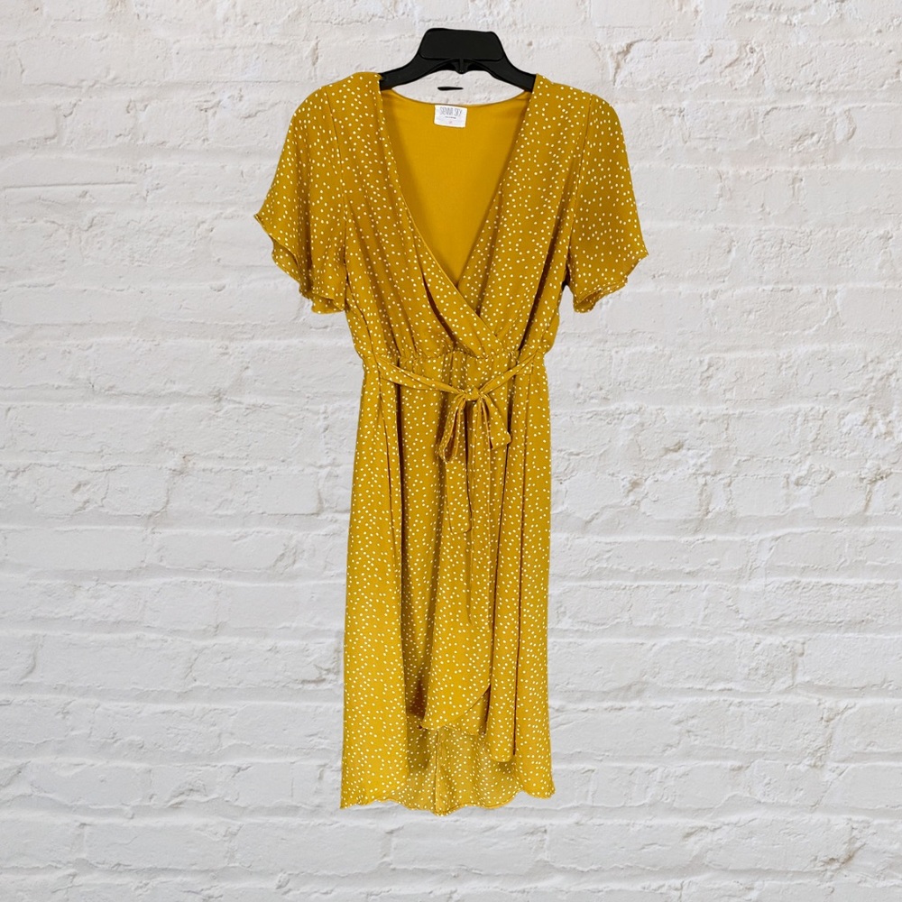Yellow dress